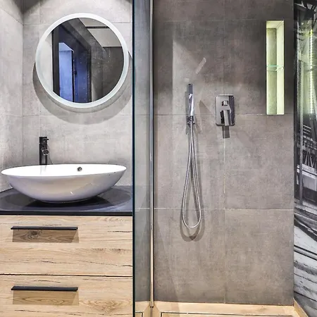 Prymasa Tysiaclecia 83a Loft By Perfect Διαμέρισμα